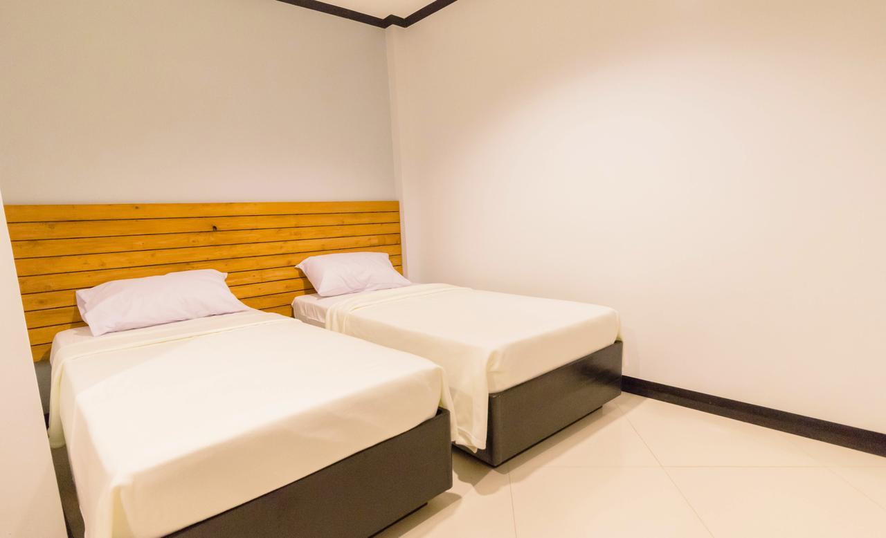 Mahogany Tourist Inn Bacolod Exterior photo